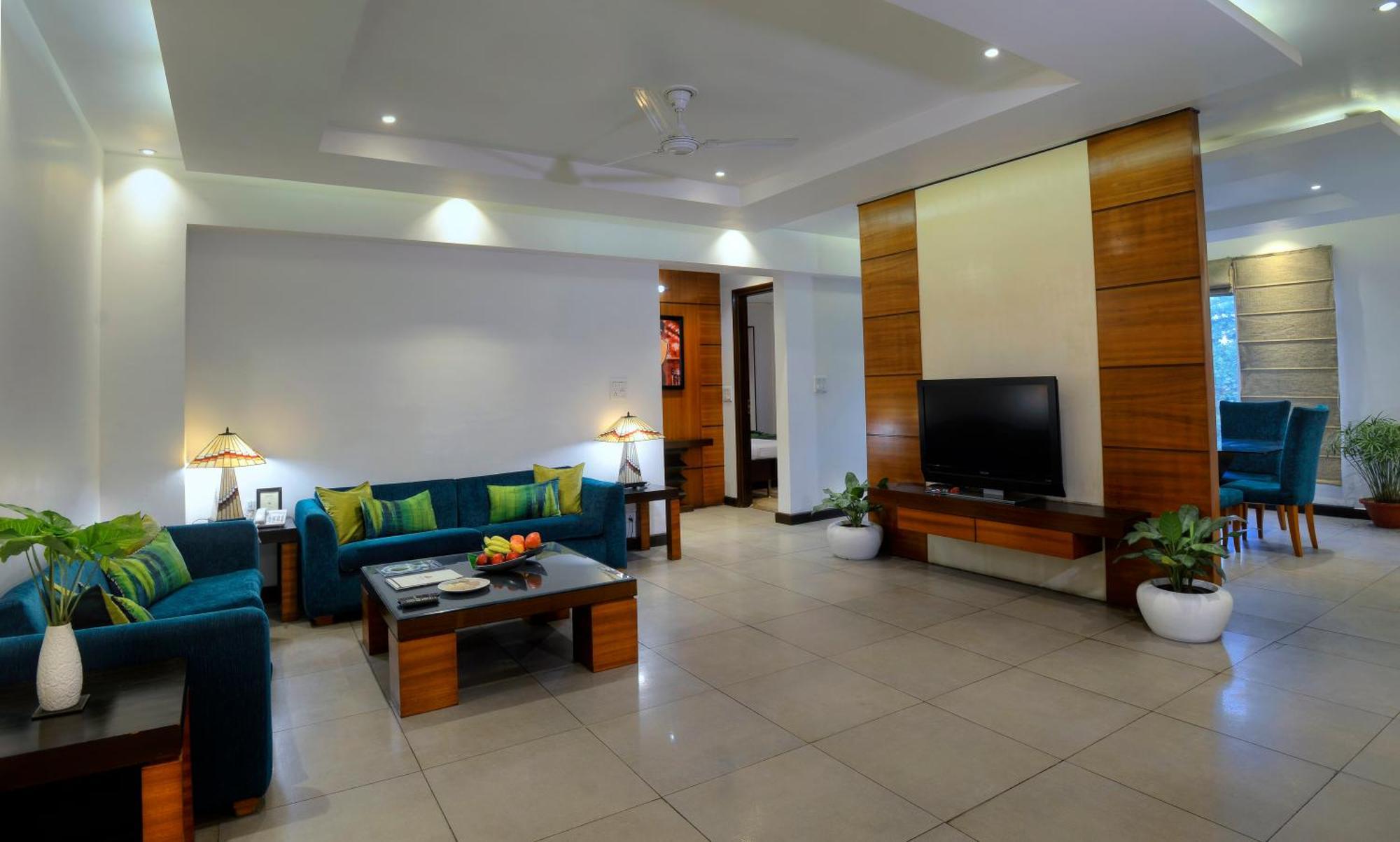Treehouse Hotel Club & Spa Dhāruhera Esterno foto